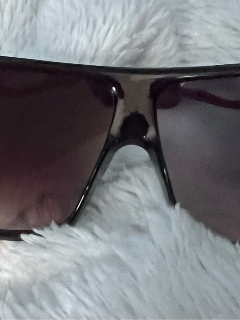 Womens NY Collection Black Frame Sunglasses with Brown Gradient Lenses - Picture 4 of 7